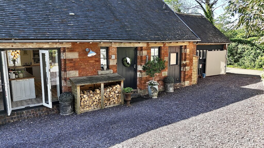 Duck Paddle Barn, Duck Paddle Farm, ST10