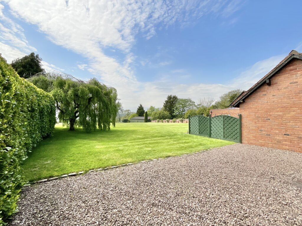 Standon, Stafford, ST21