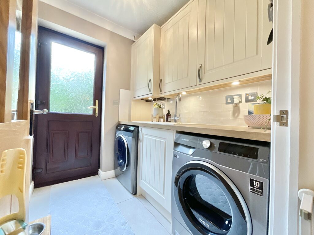 Sopwith Close, Yarnfield, ST15