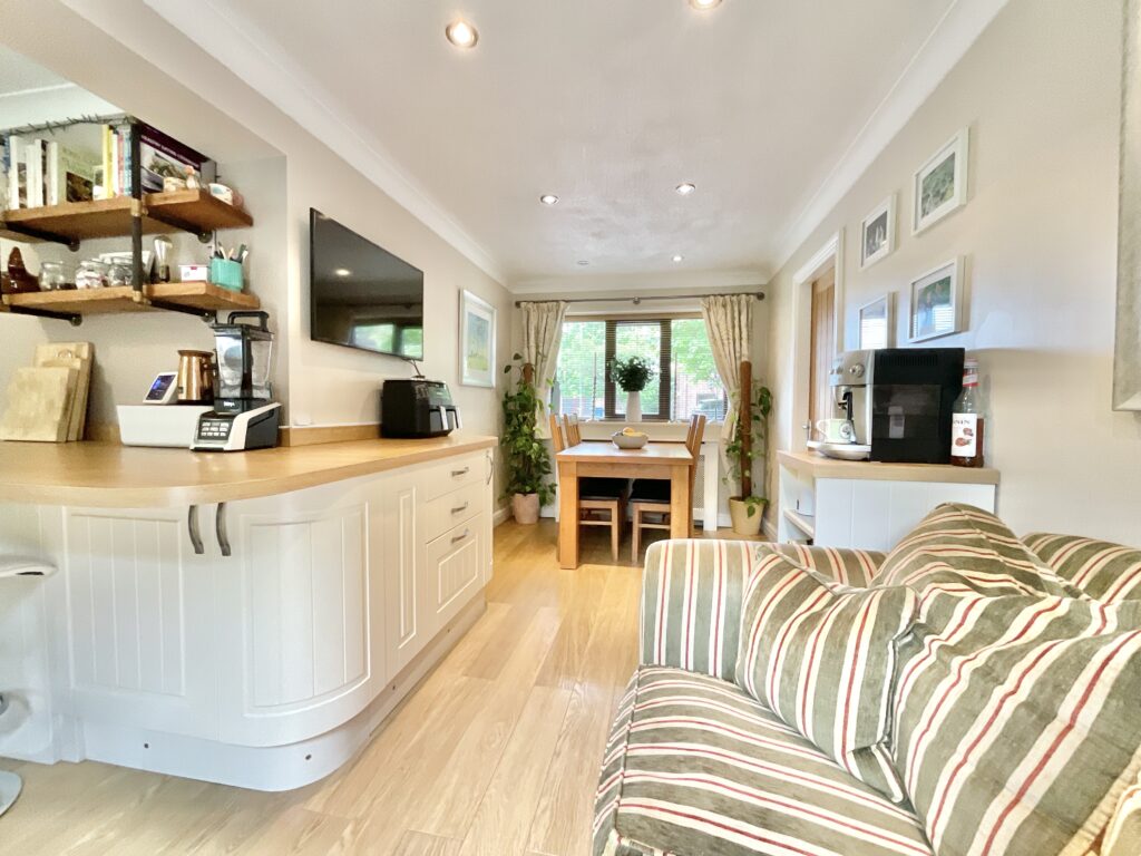 Sopwith Close, Yarnfield, ST15