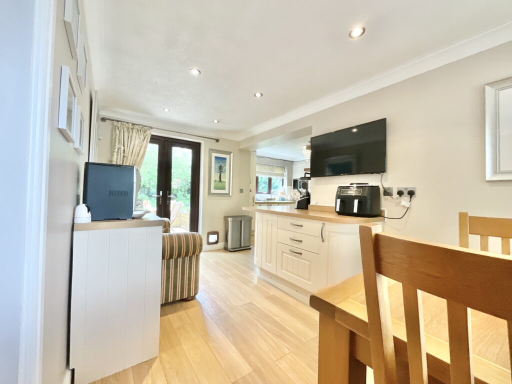Sopwith Close, Yarnfield, ST15