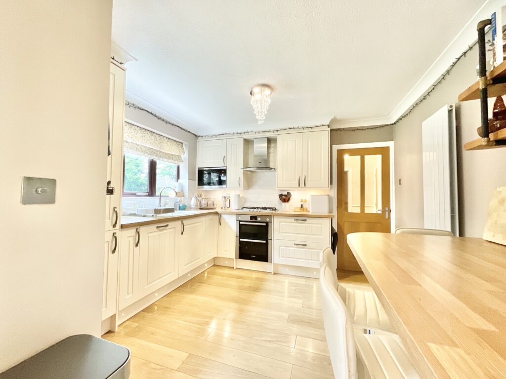 Sopwith Close, Yarnfield, ST15