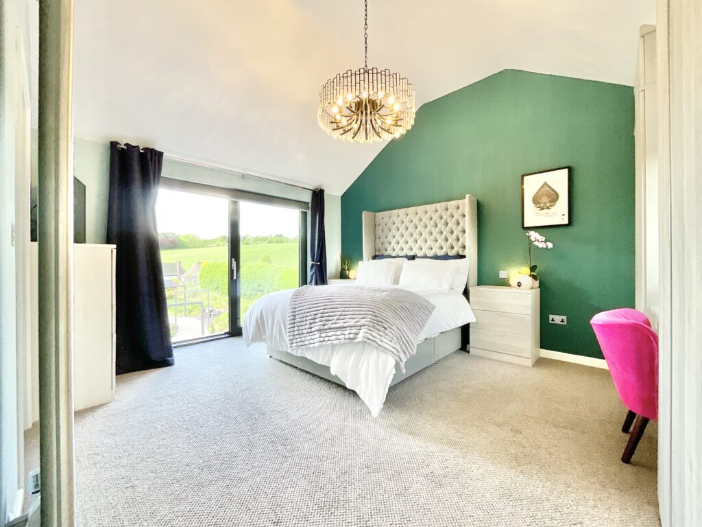 Acton, Newcastle, ST5