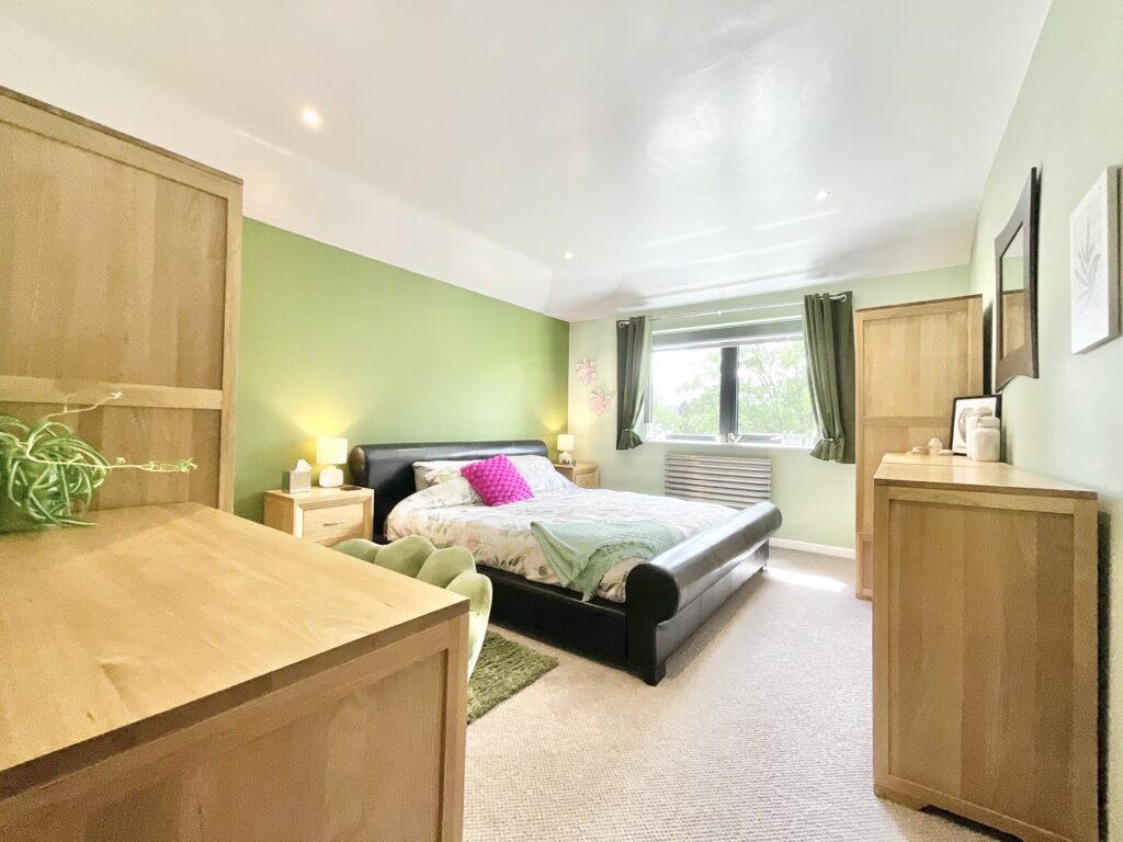 Acton, Newcastle, ST5