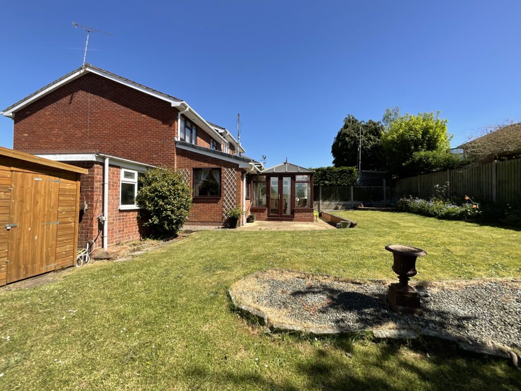 Fernleigh Gardens, Stafford, ST16
