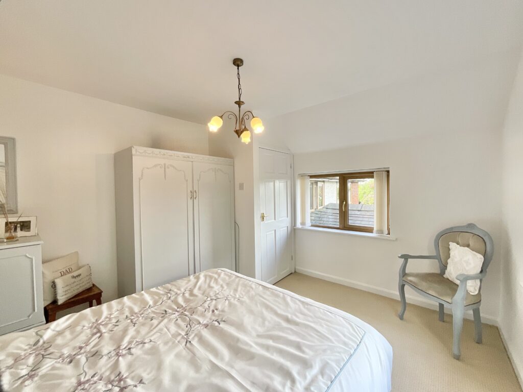 Stowe-By-Chartley, Stafford, ST18