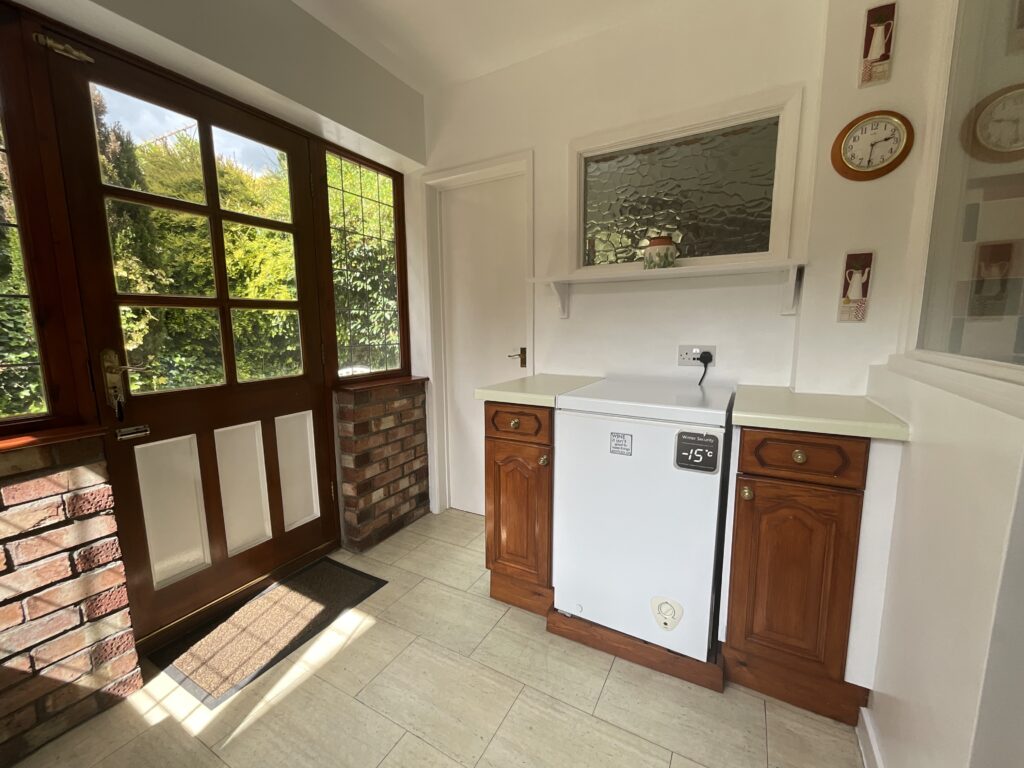 Cheadle Road, Blythe Bridge, ST11