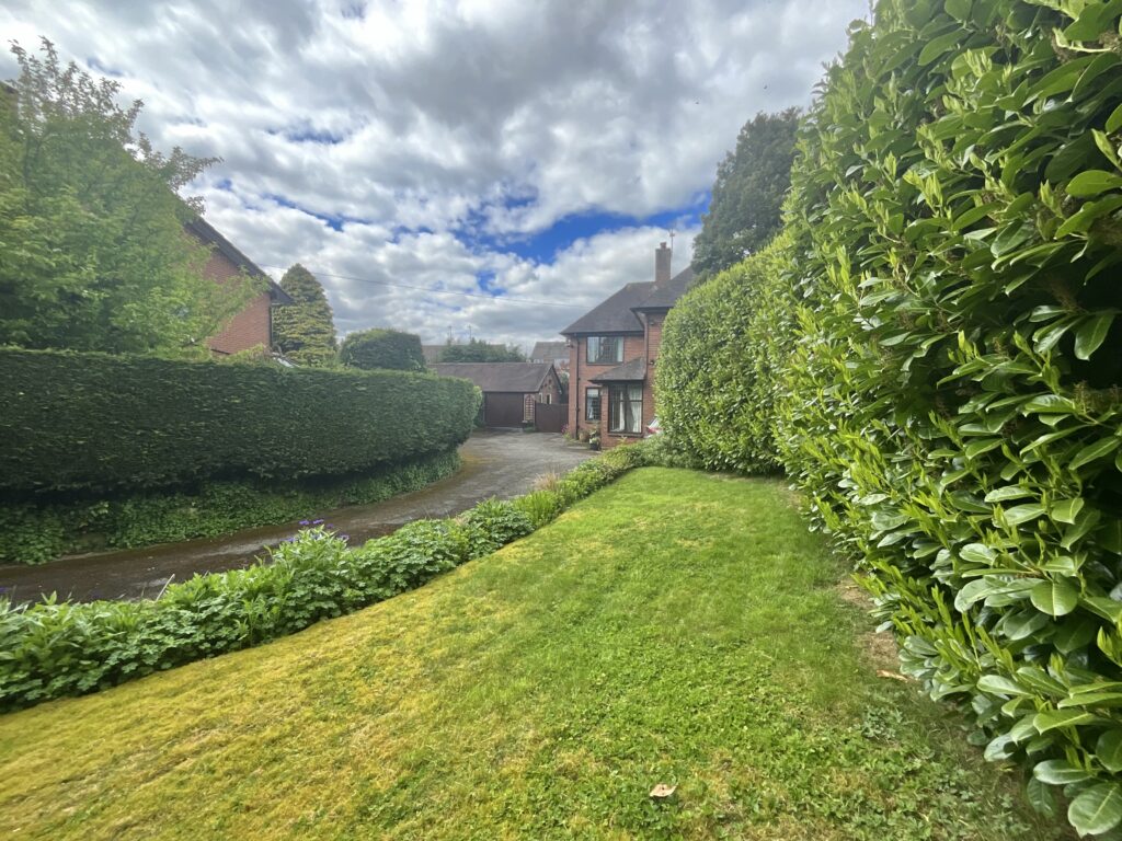 Cheadle Road, Blythe Bridge, ST11