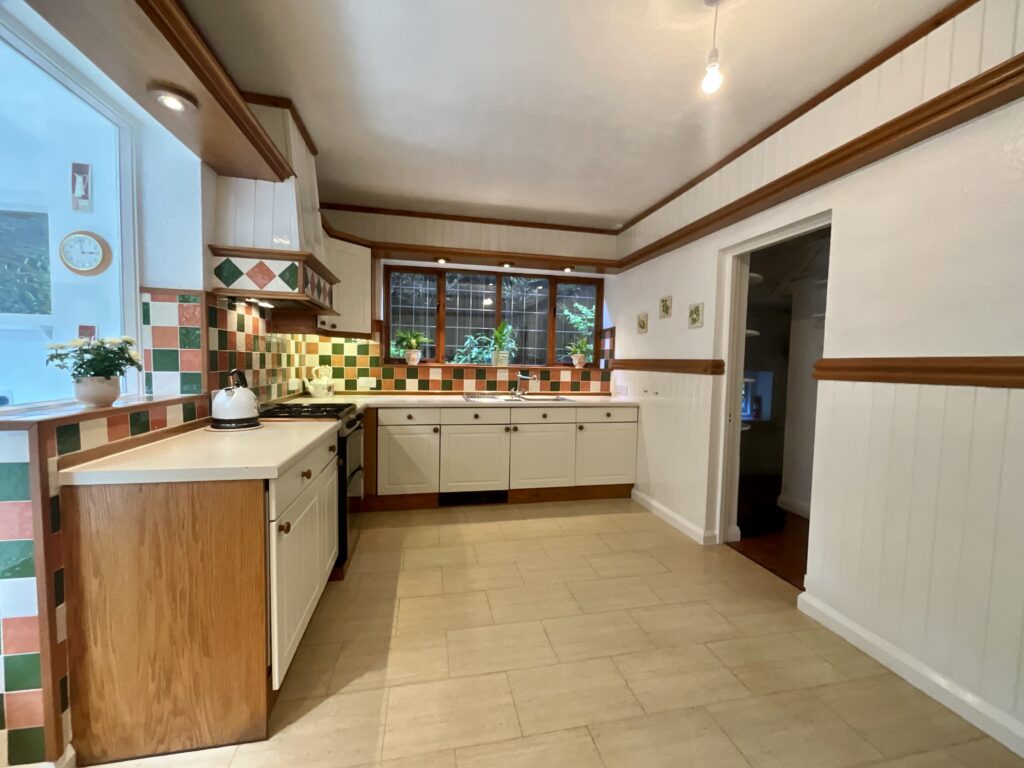 Cheadle Road, Blythe Bridge, ST11