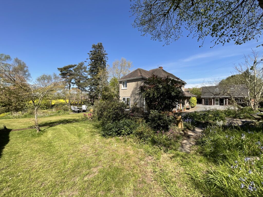 Common Lane, Stone, ST15