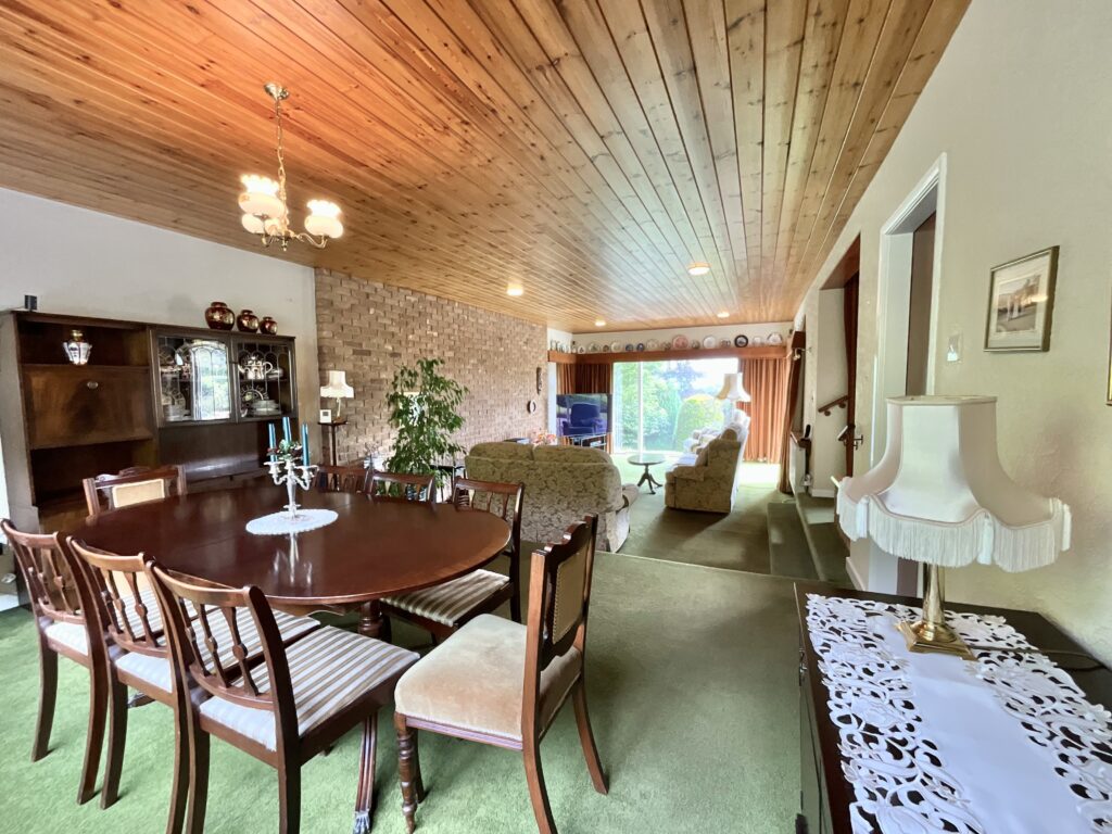 Harewood Close, Cheadle, ST10