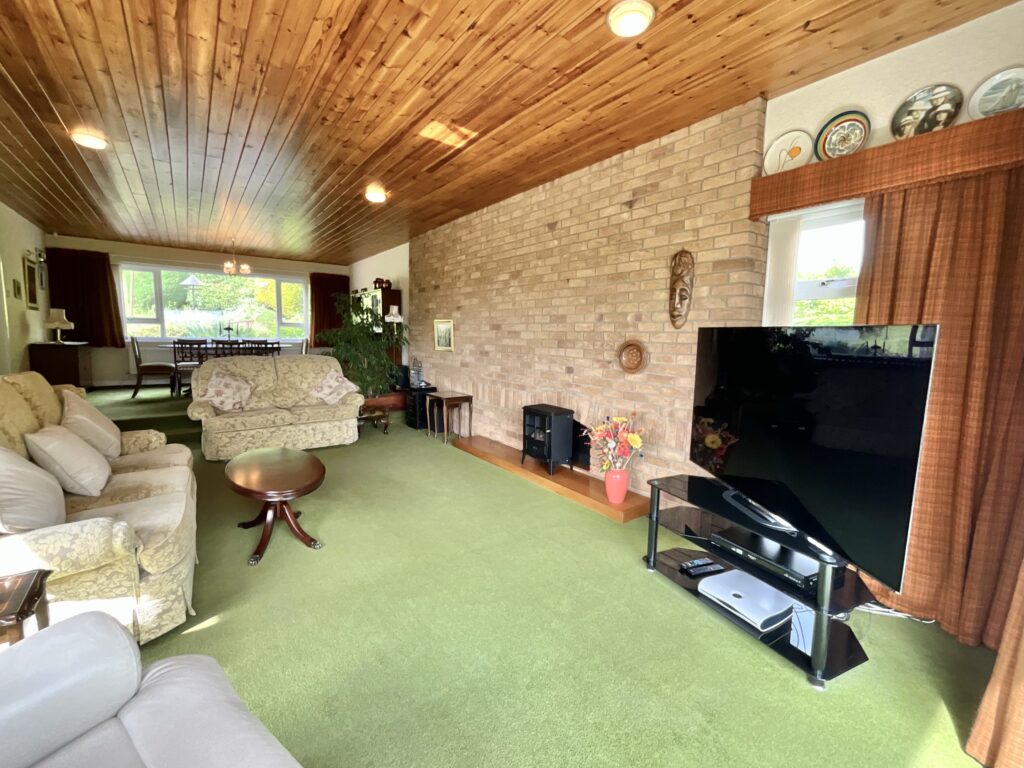 Harewood Close, Cheadle, ST10