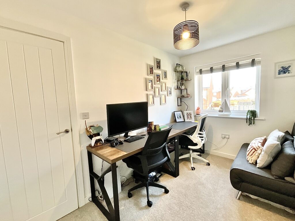 Brough Grove, Cheadle, ST10