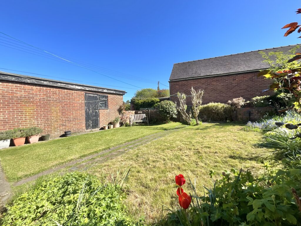 Blythe Bridge Road, Caverswall, ST11