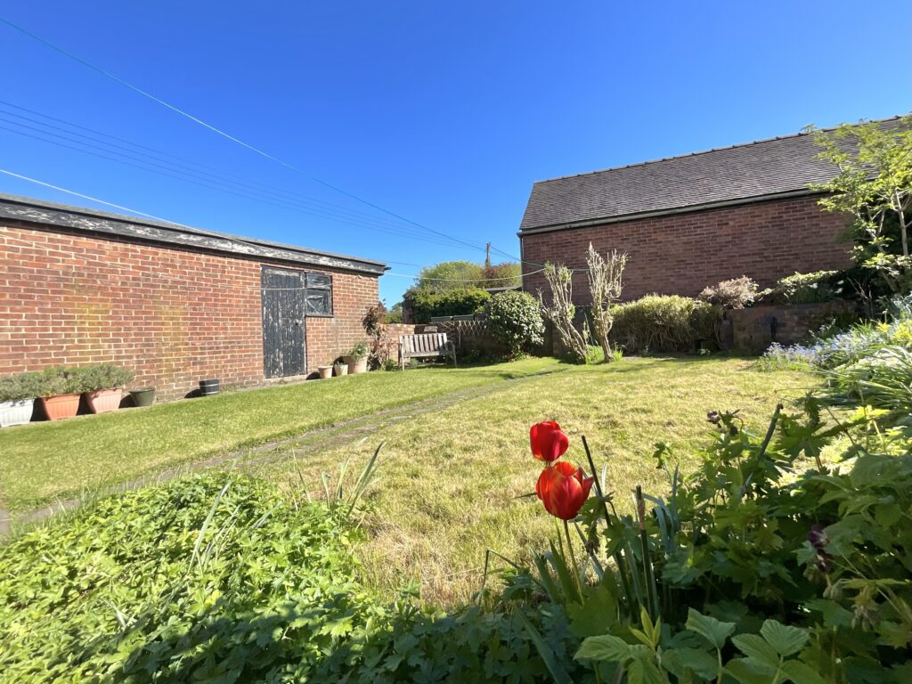 Blythe Bridge Road, Caverswall, ST11