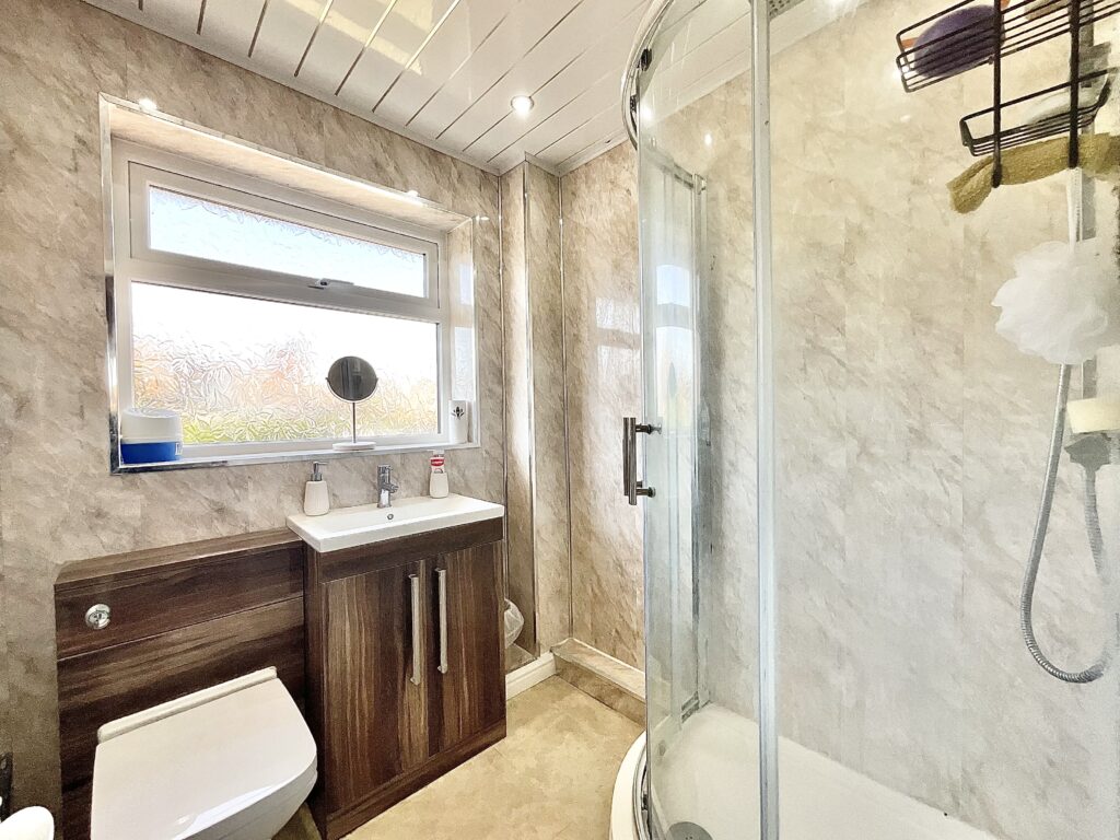Rustington Avenue, Stoke-On-Trent, ST3