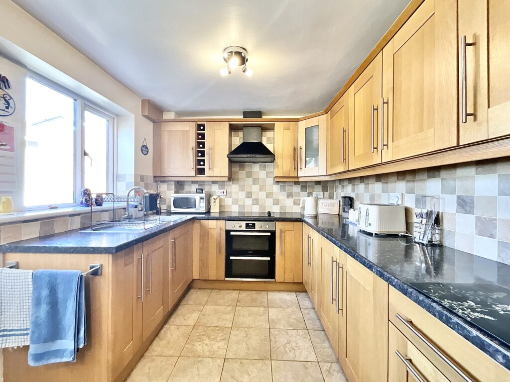 Rustington Avenue, Stoke-On-Trent, ST3