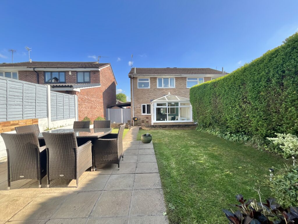 Rustington Avenue, Stoke-On-Trent, ST3
