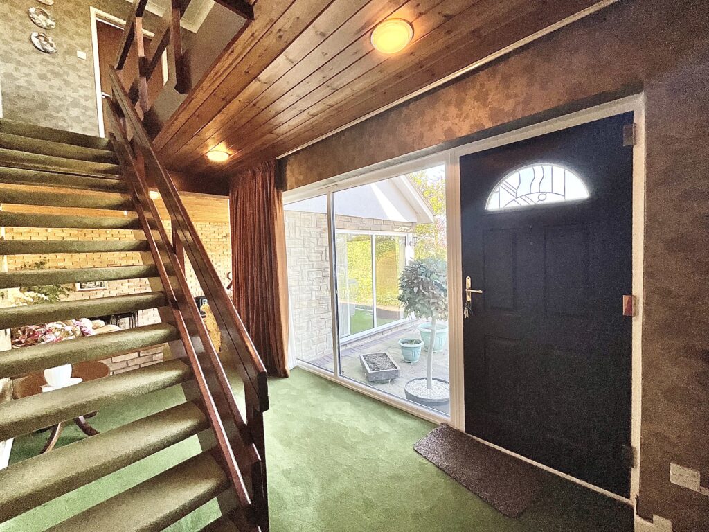Harewood Close, Cheadle, ST10