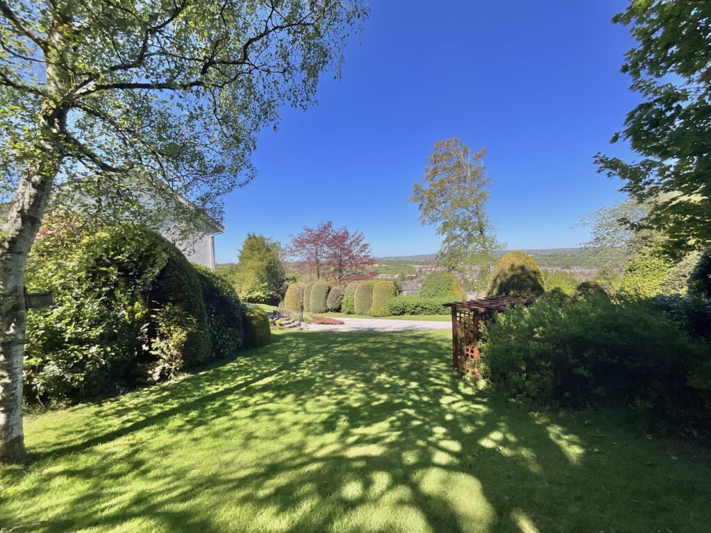 Harewood Close, Cheadle, ST10