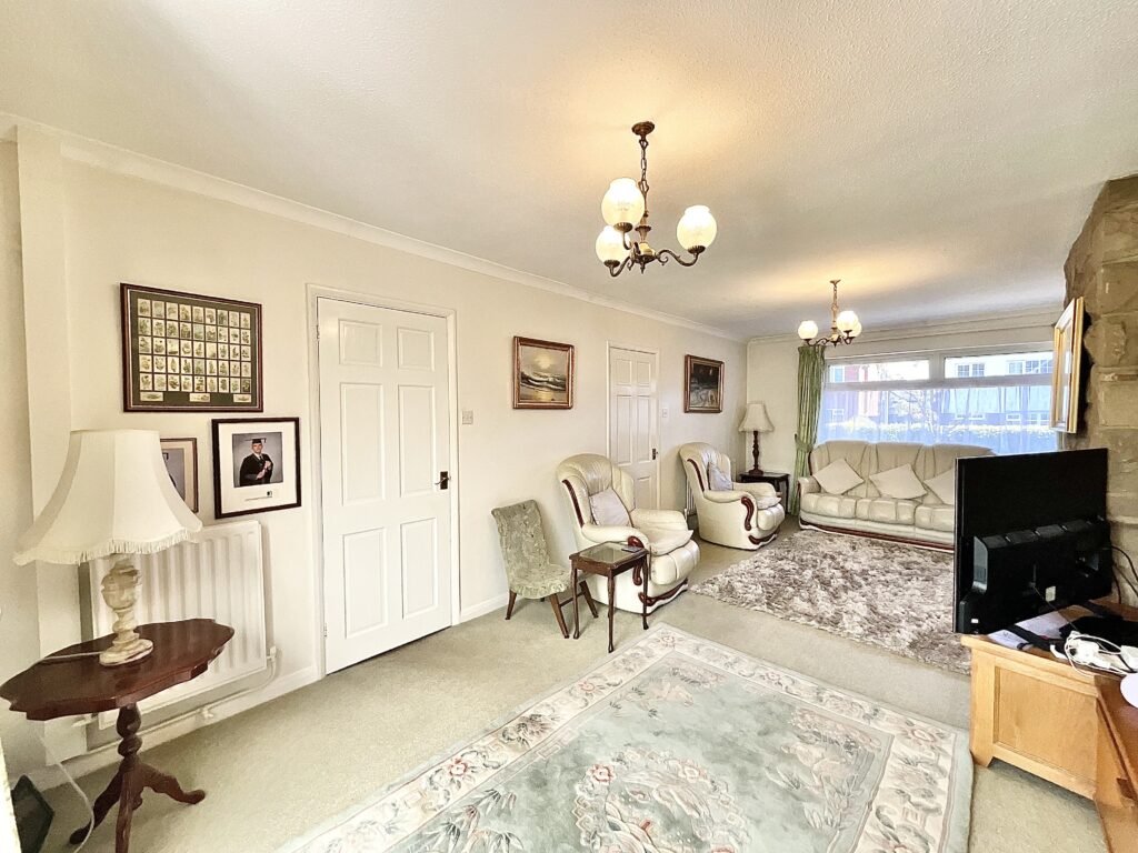 Aynsley Close, Cheadle, ST10