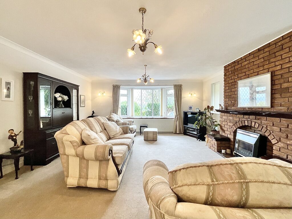 Park Drive, Cheadle, ST10