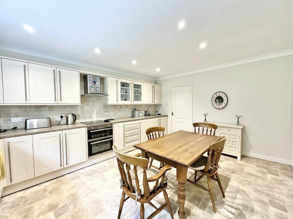 Park Drive, Cheadle, ST10