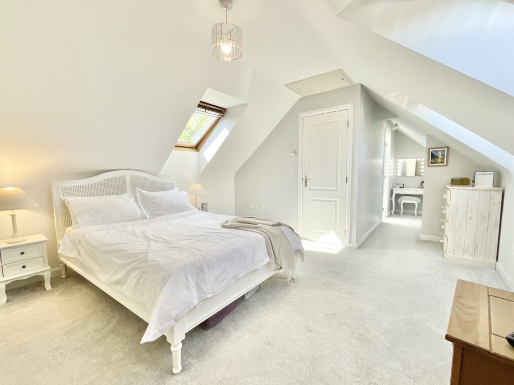 Yarnfield Parkway, Yarnfield, ST15