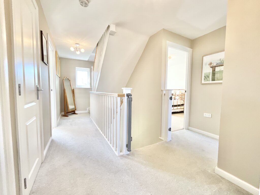 Yarnfield Parkway, Yarnfield, ST15