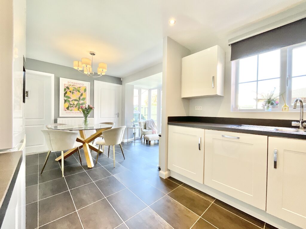 Yarnfield Parkway, Yarnfield, ST15
