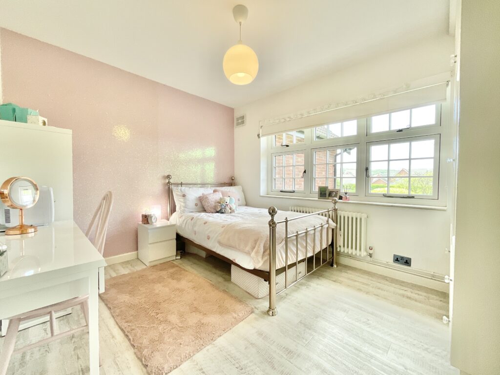 Sandyfields, Baldwins Gate, ST5