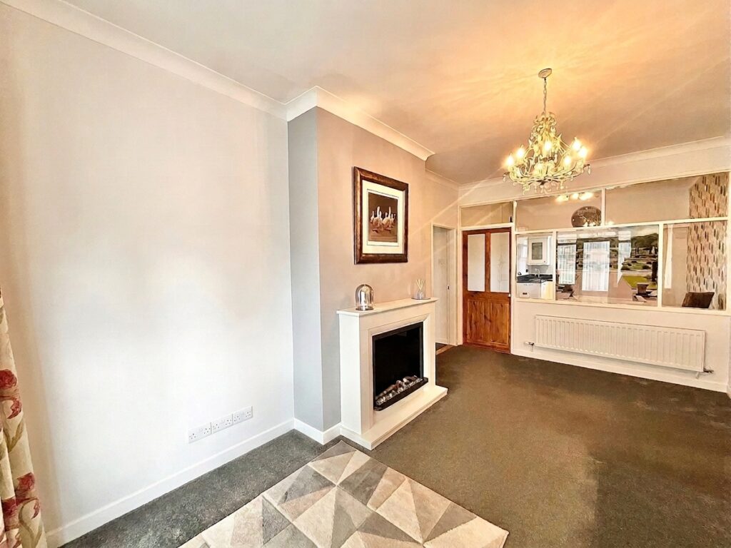 Meadow Way, Tean, ST10