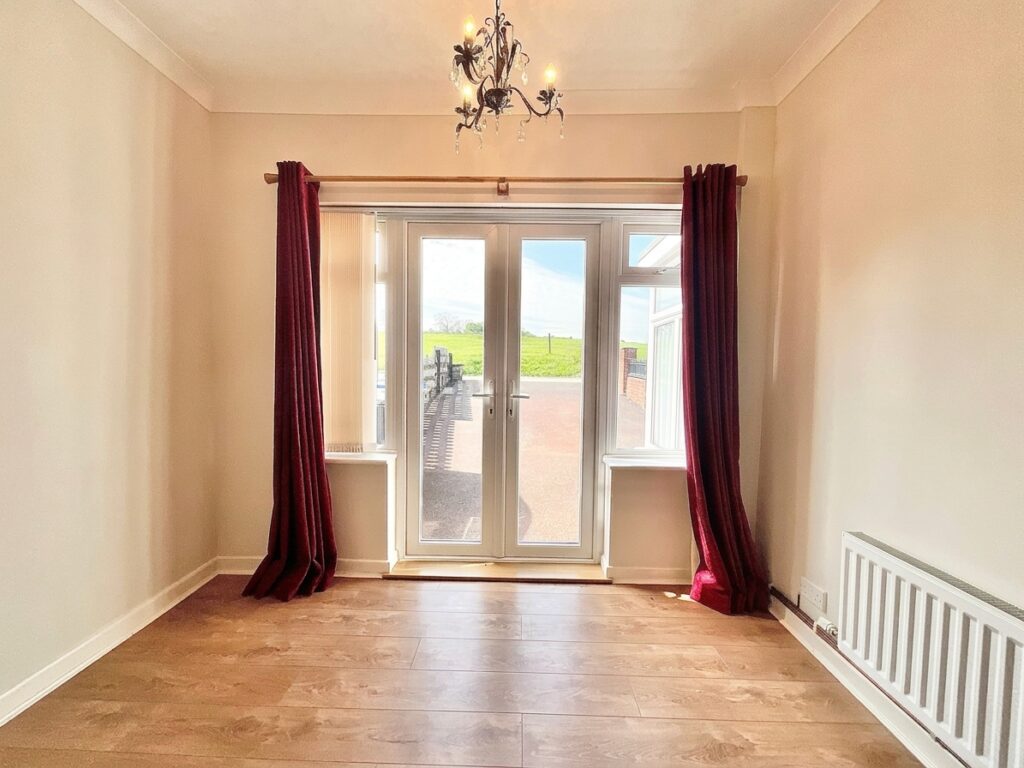 Meadow Way, Tean, ST10