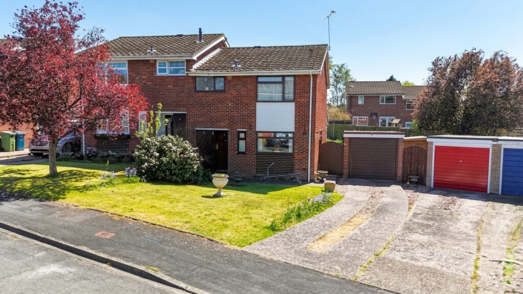 Fernleigh Gardens, Stafford, ST16