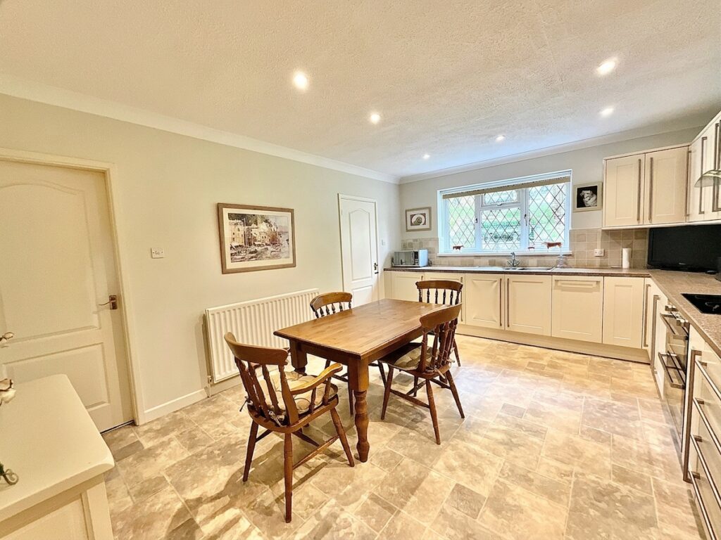 Park Drive, Cheadle, ST10
