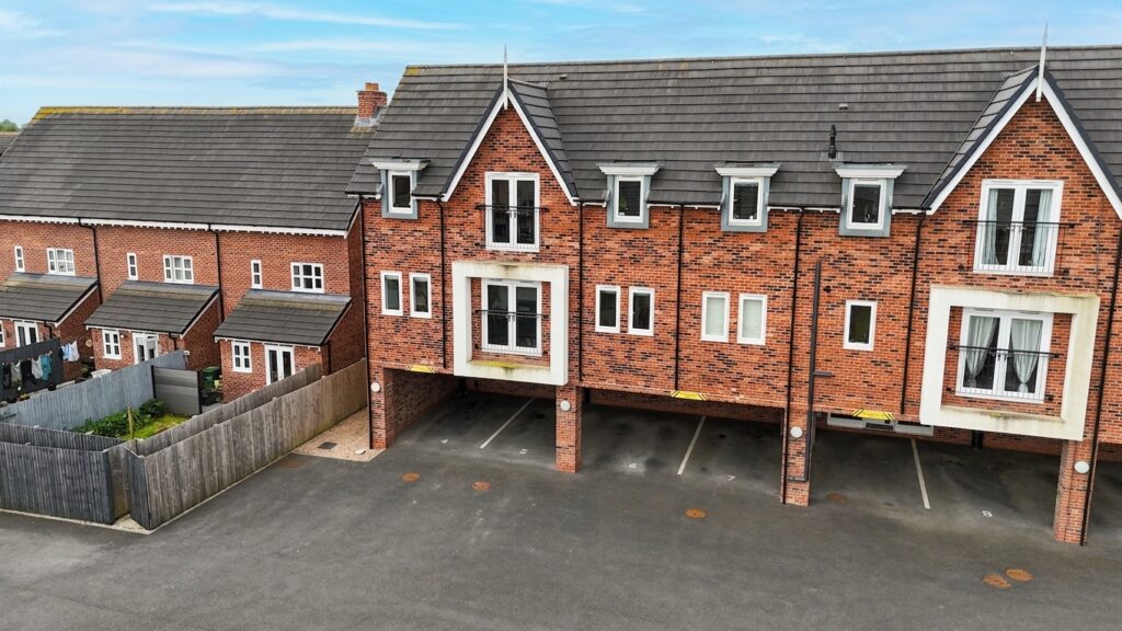 Reaseheath Way, Henhull, CW5