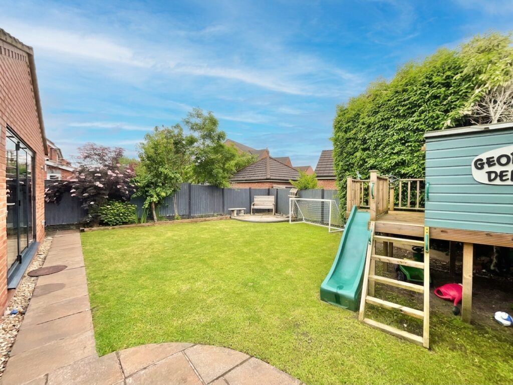 Clonners Field, Stapeley, CW5