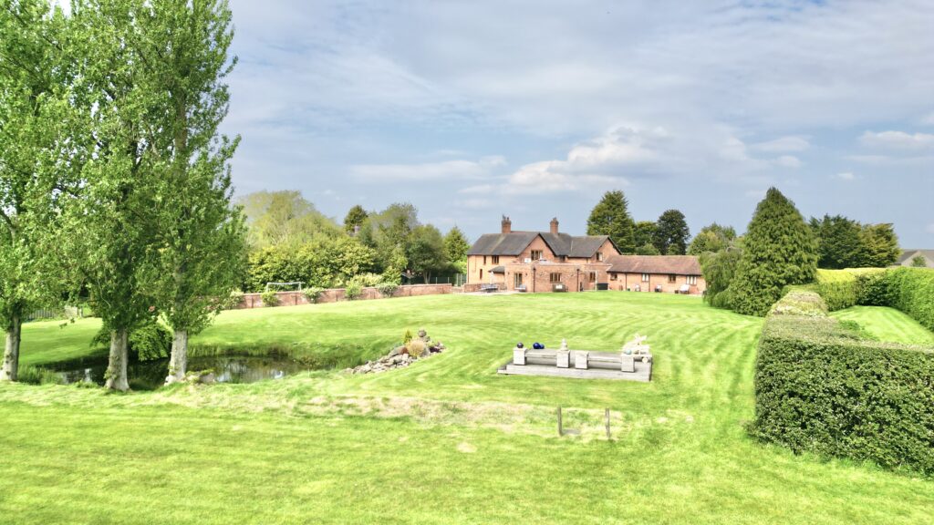 Standon, Stafford, ST21