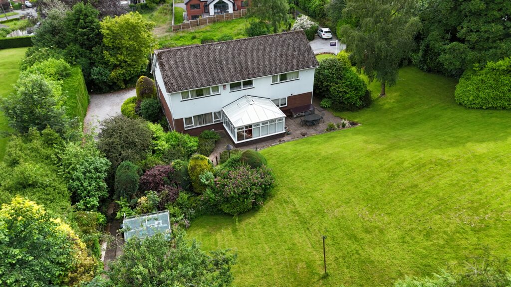 Harewood Close, Cheadle, ST10