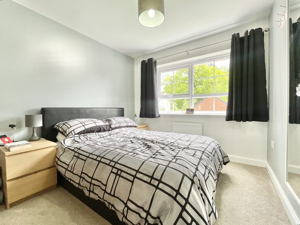 Dorney Close, Yarnfield, ST15