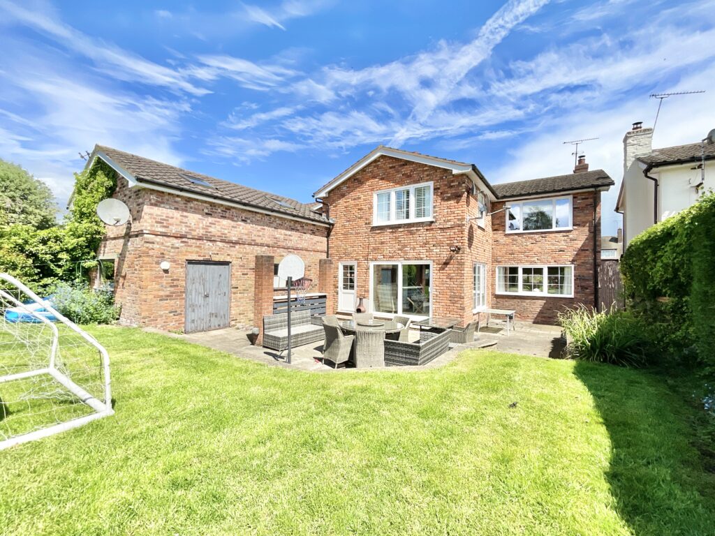 Aston Lane, Aston, ST15