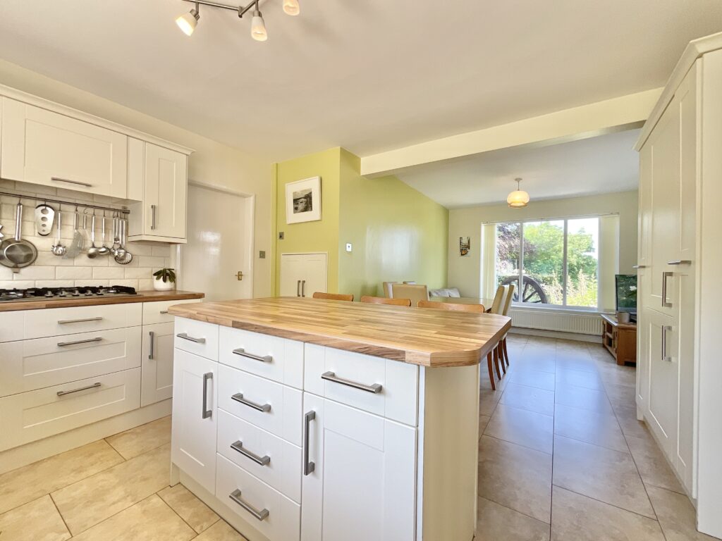 Whitgreave Lane, Whitgreave, ST18