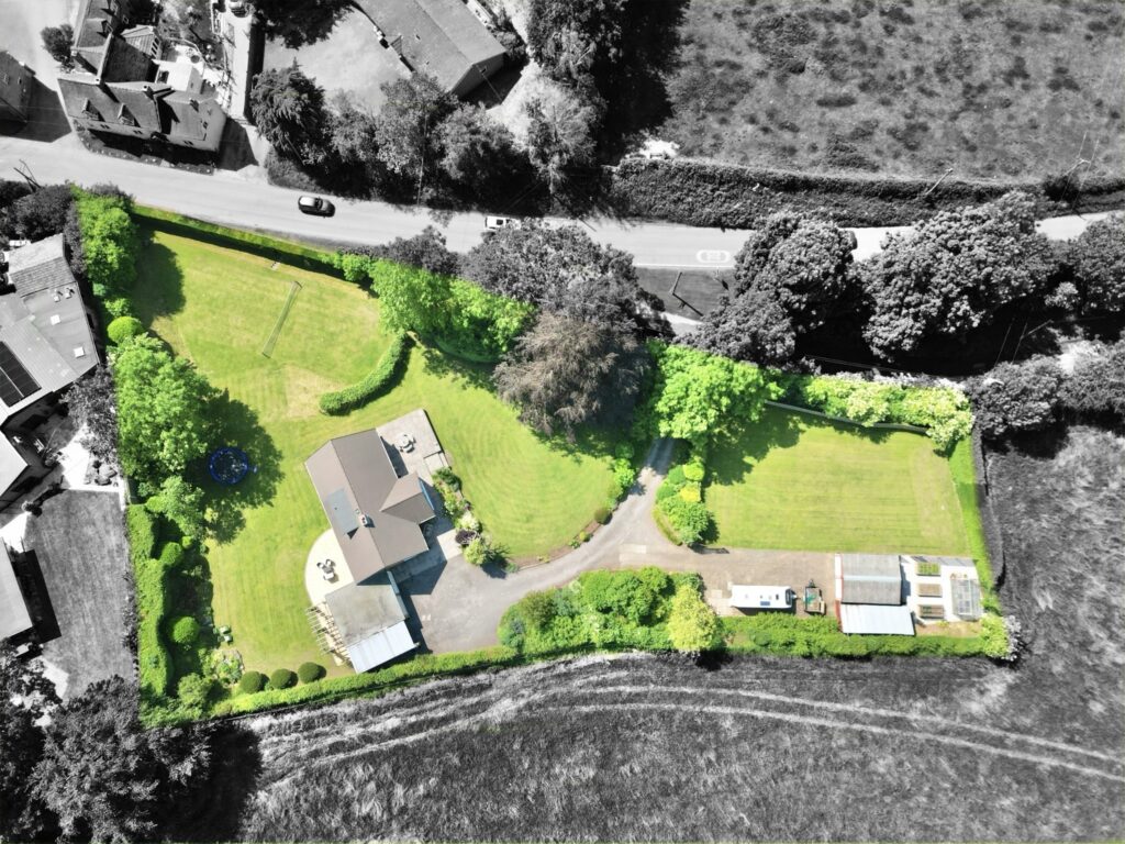 Whitgreave Lane, Whitgreave, ST18