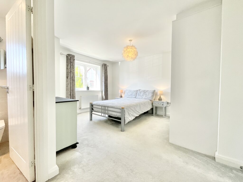 Daffodil Drive, Gnosall, ST20