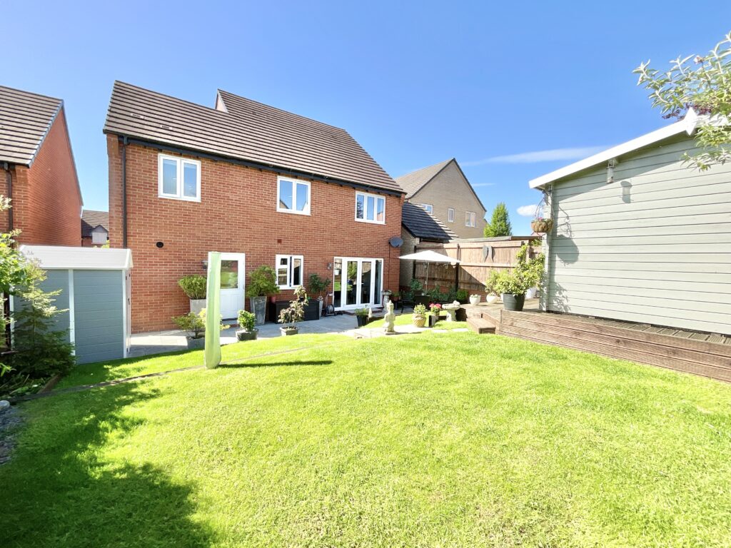 Daffodil Drive, Gnosall, ST20