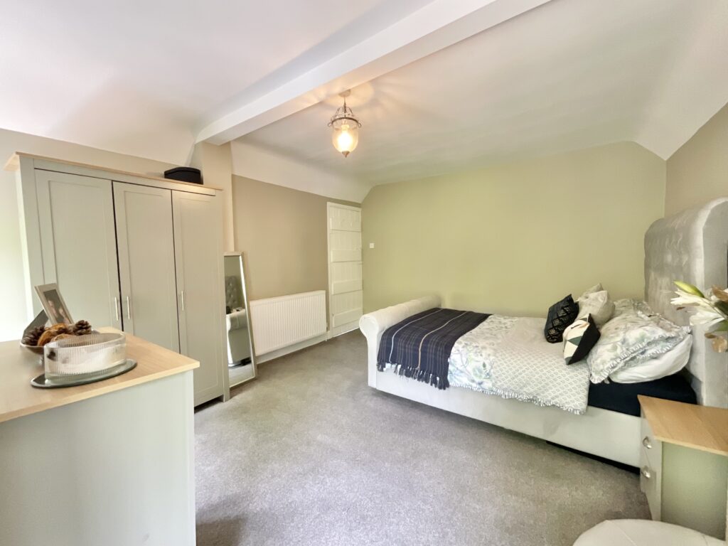 Longton Road, Stoke-On-Trent, ST4