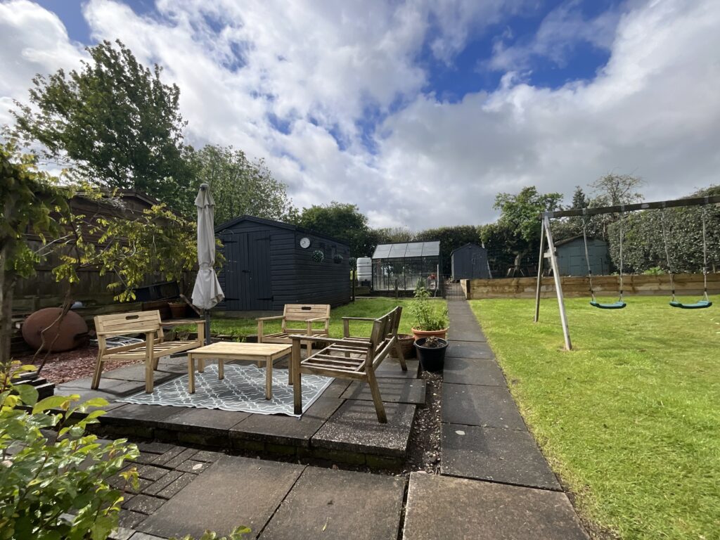 Uttoxeter Road, Draycott, ST11