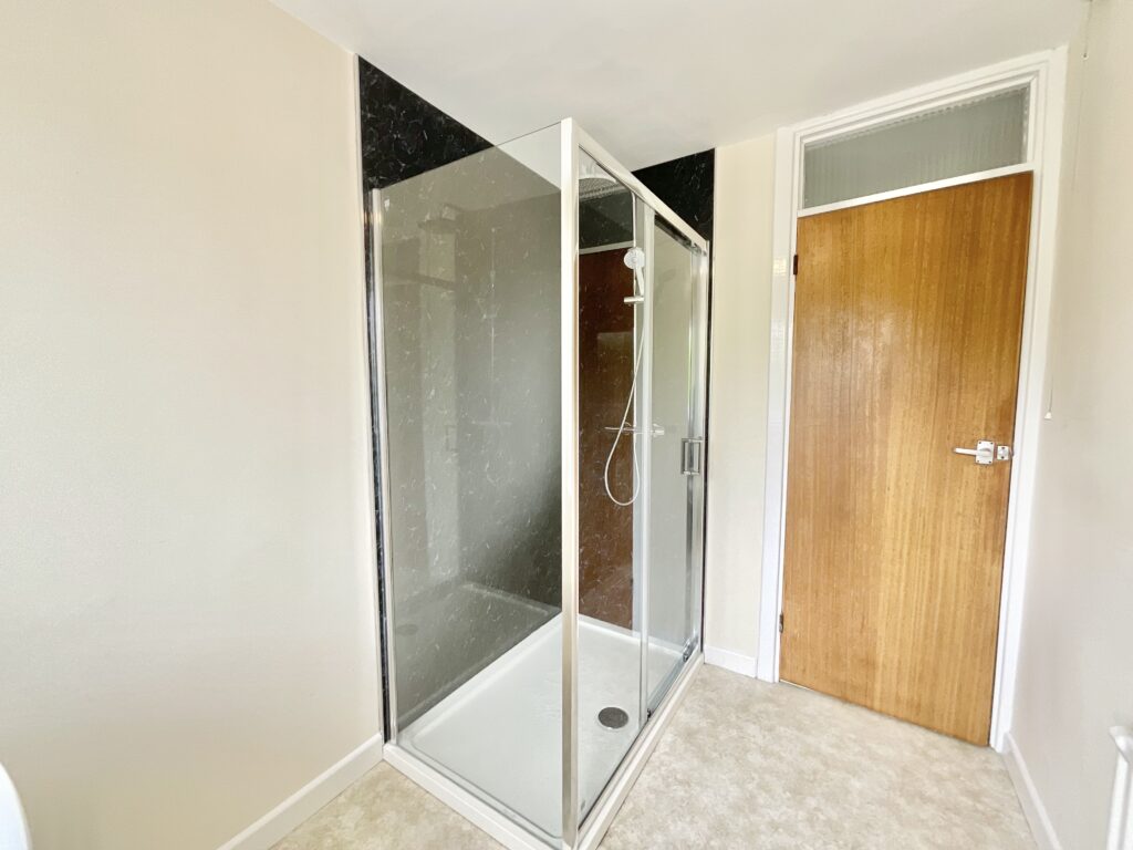 Top Road, Acton Trussell, ST17