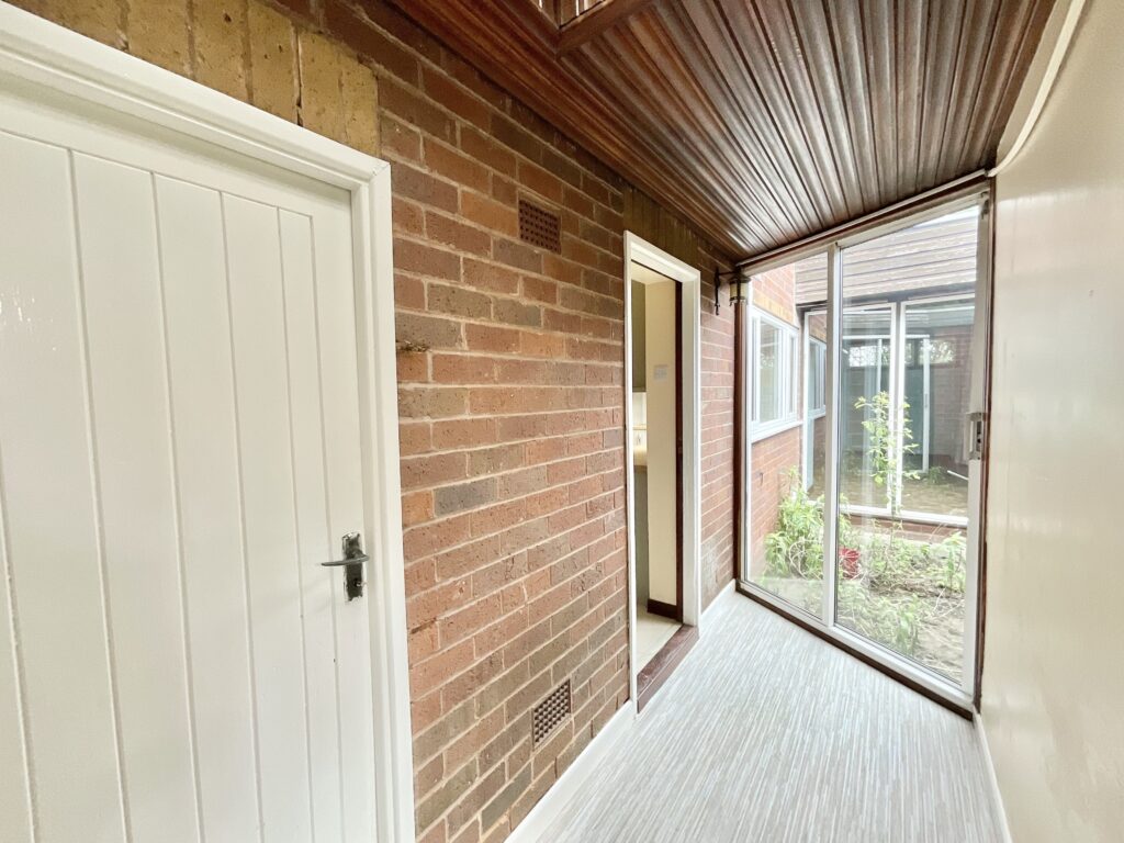 Top Road, Acton Trussell, ST17