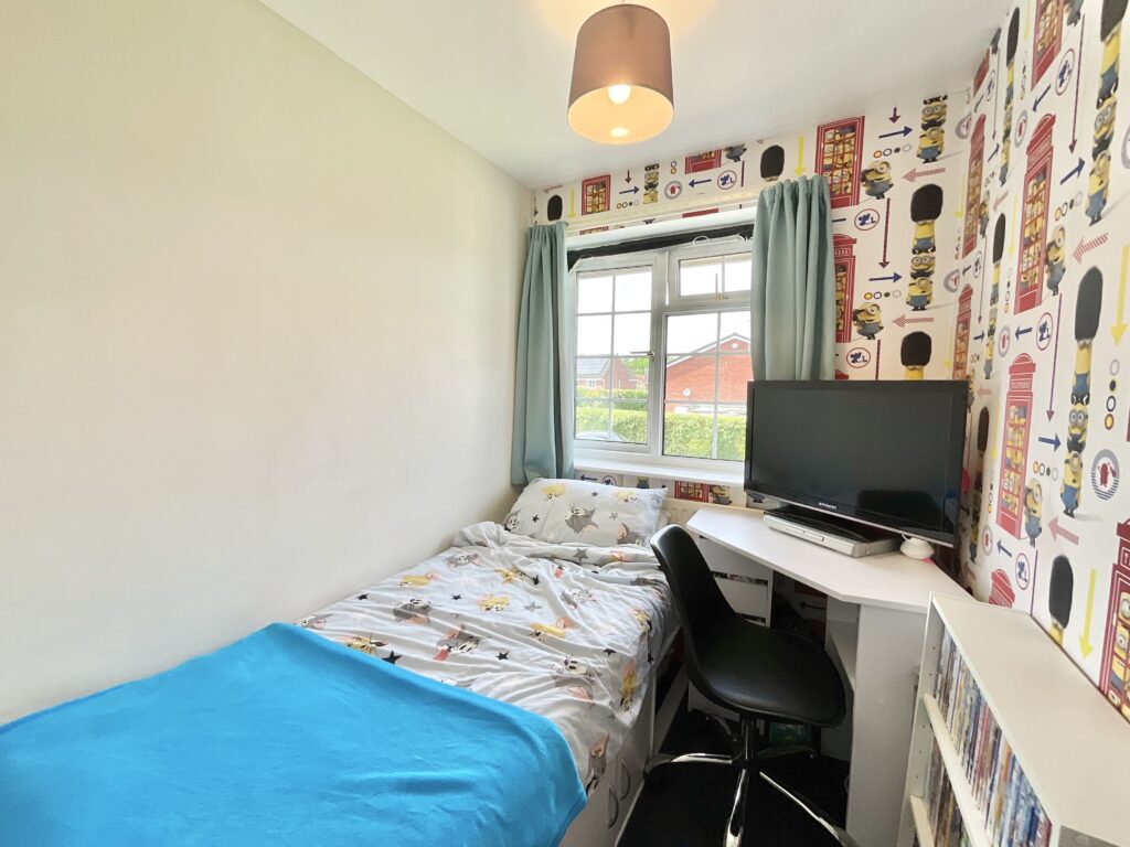 Newlands Close, Stone, ST15